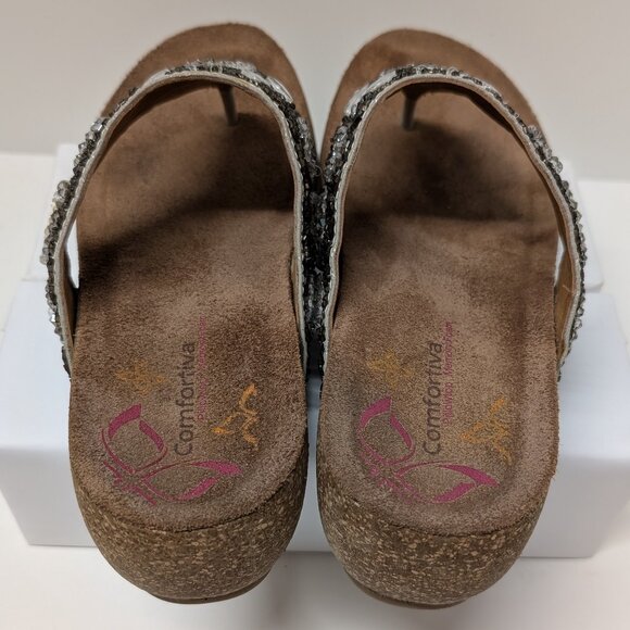 Comfortiva Sade Platform Beaded Sandals - Picture 10 of 14